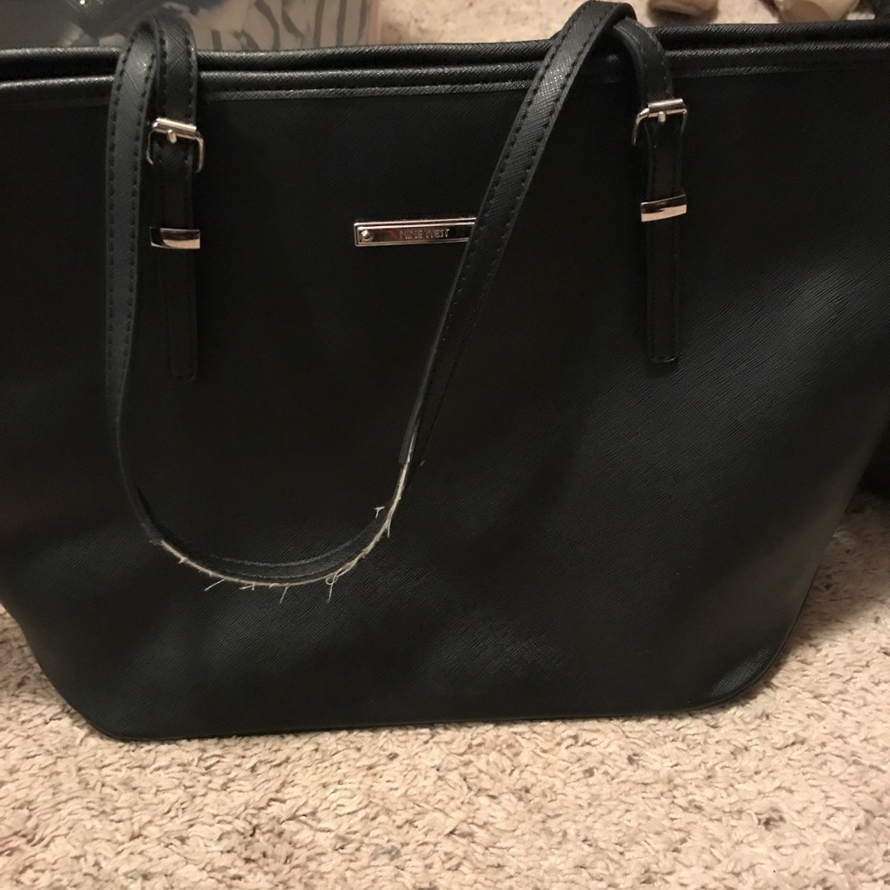 Nine West purse with wristlet